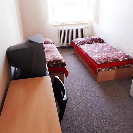 Ubytovna Pod Mostem Ostrava Luaran gambar