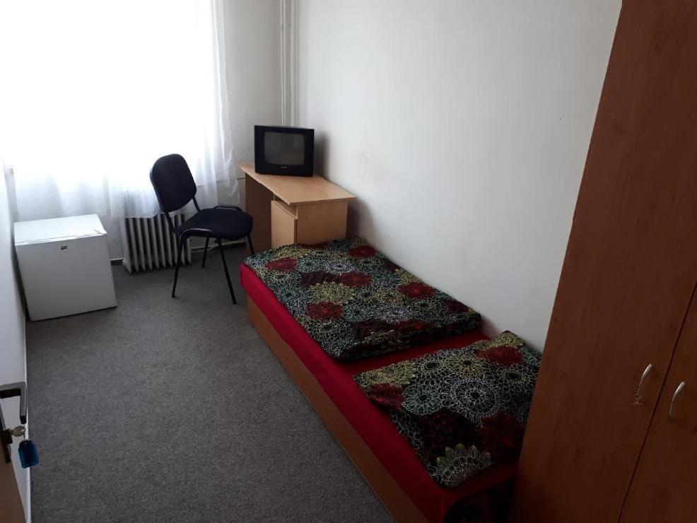 Ubytovna Pod Mostem Ostrava Luaran gambar